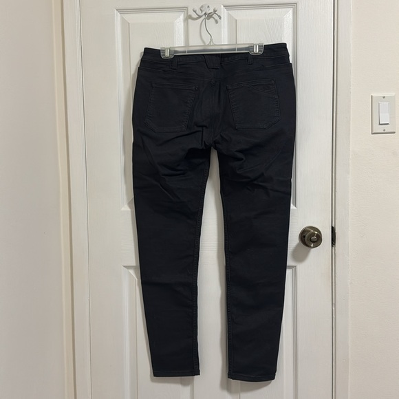 Sale! 5.11 Tactical Women’s Jeans - Picture 3 of 3